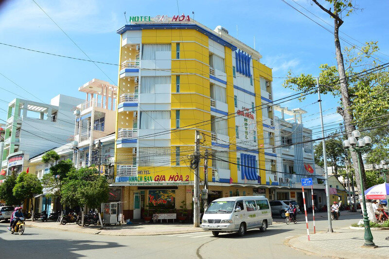 Capture the authentic charm of Tra Vinh’s accommodations